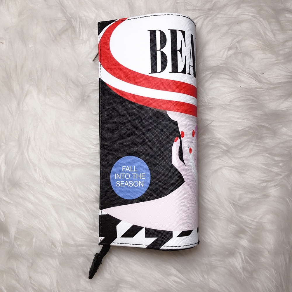 Makeup hard case box clutch